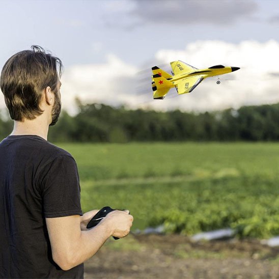 Avion télécommandé