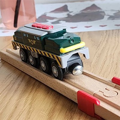 Train pour circuit en bois | Fabrication Européenne - Éveil Jeu Jouet